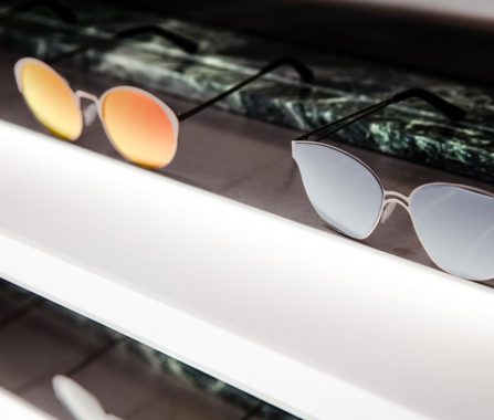 Detalles control iluminación Hawkers