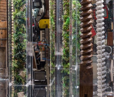 Instalación iluminación jardín vertical Loewe