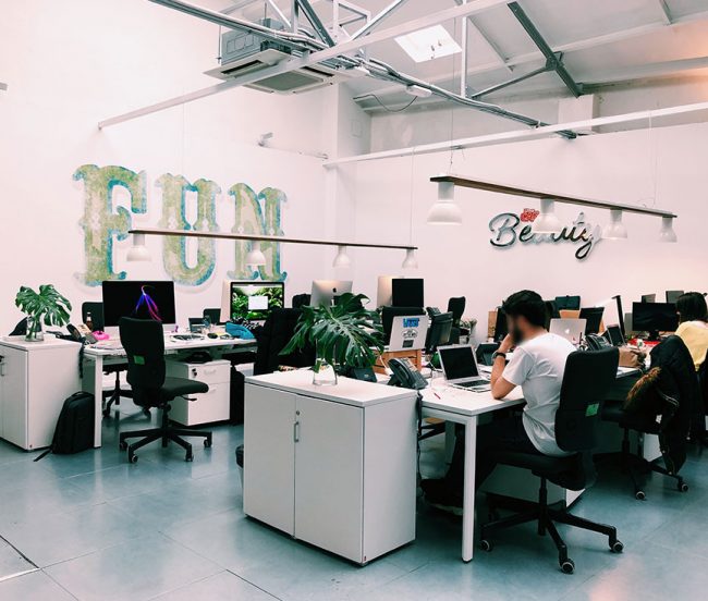 Instalación iluminación Apple Tree