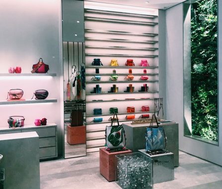 Control regulación iluminación Loewe Londres